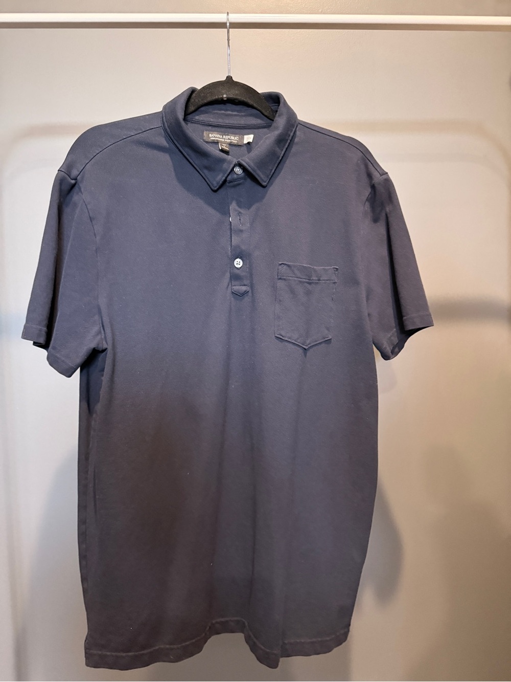 Banana Republic performance pique Short-Sleeve Polo Shirt with Chest Pocket LT